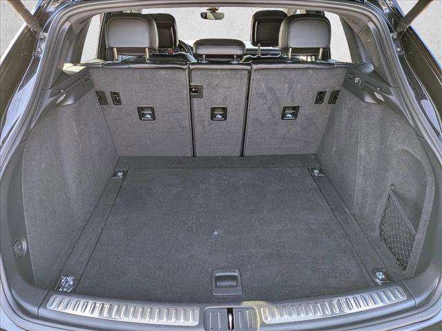 Used 2022 Porsche Macan AWD/4WD image 6