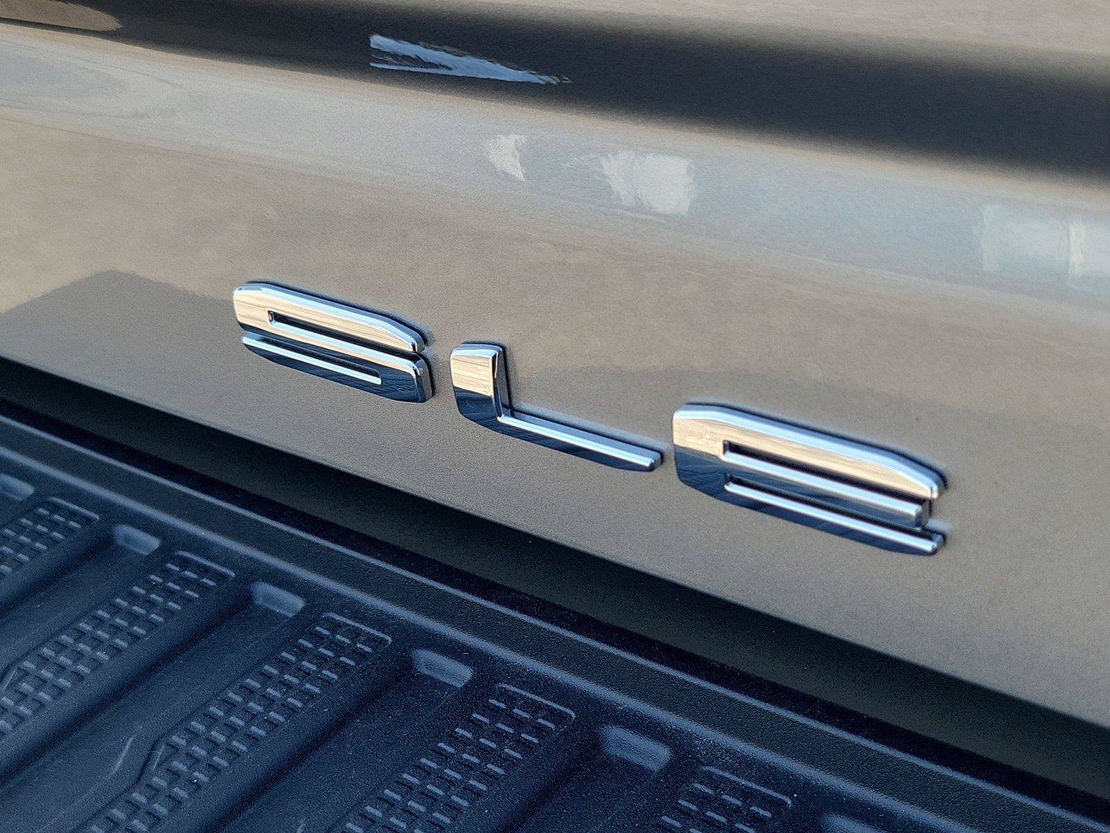 New 2026 GMC Sierra 2500 SLE w/ SLE Value Package; AWD/4WD image 7