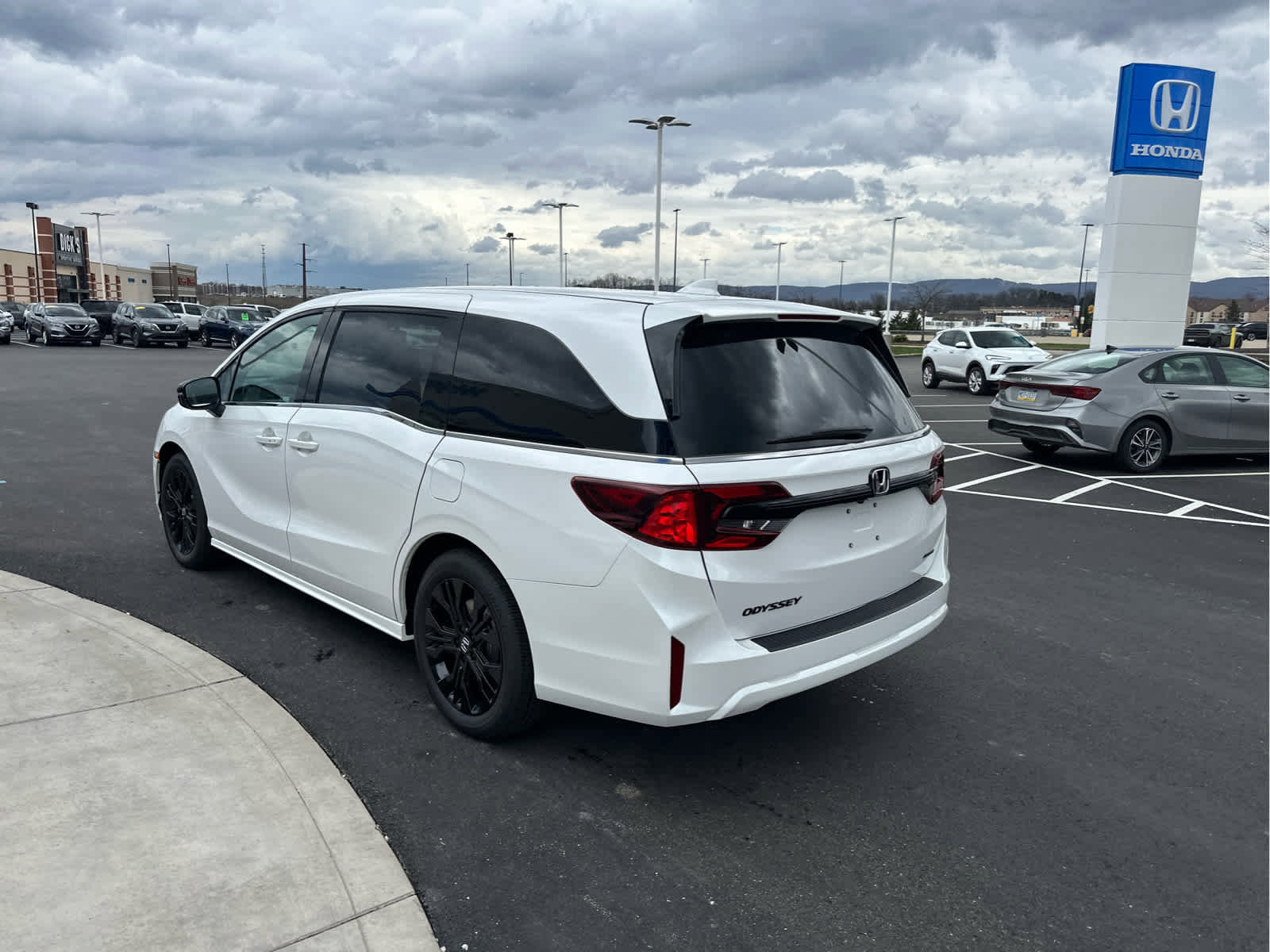 New 2026 Honda Odyssey Sport-L image 6