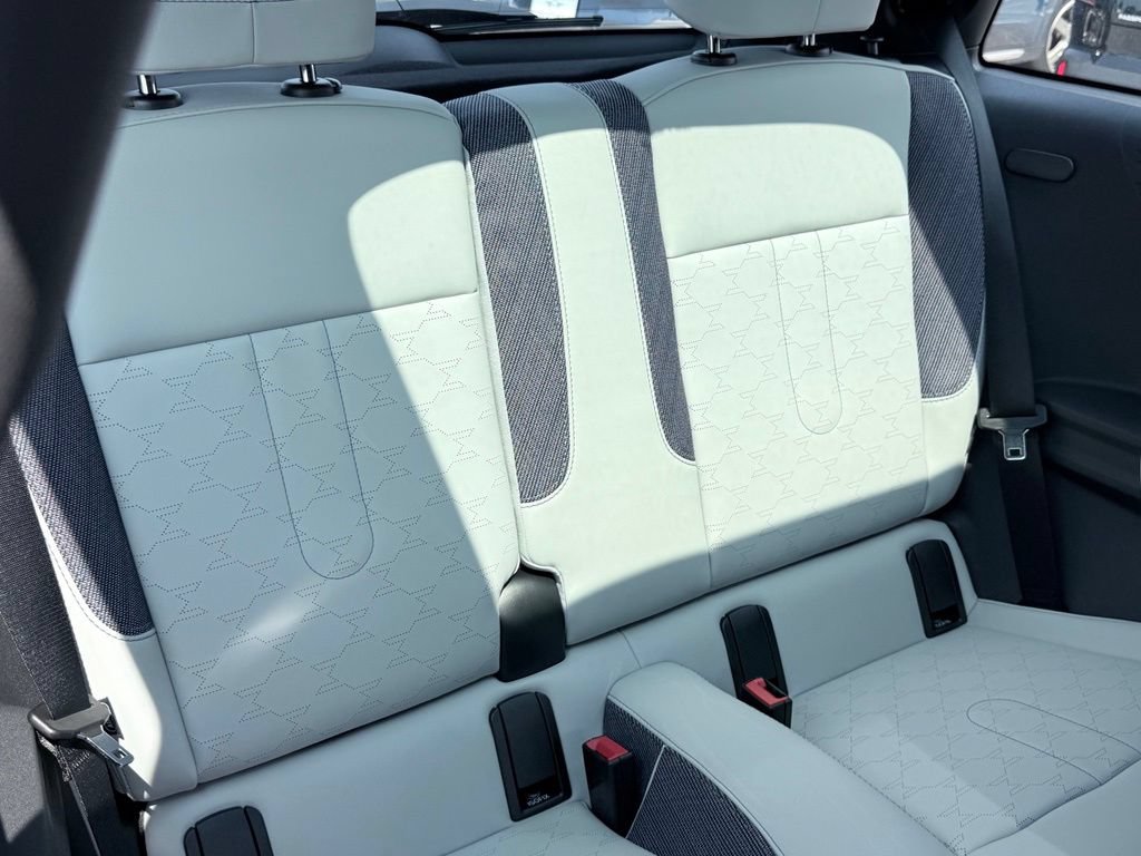 New 2026 MINI Cooper 2-Door Hardtop FWD image 18