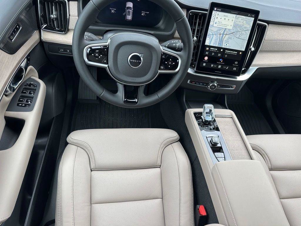 New 2026 Volvo XC90 T8 Ultra w/ Protection Package Premier AWD/4WD image 8