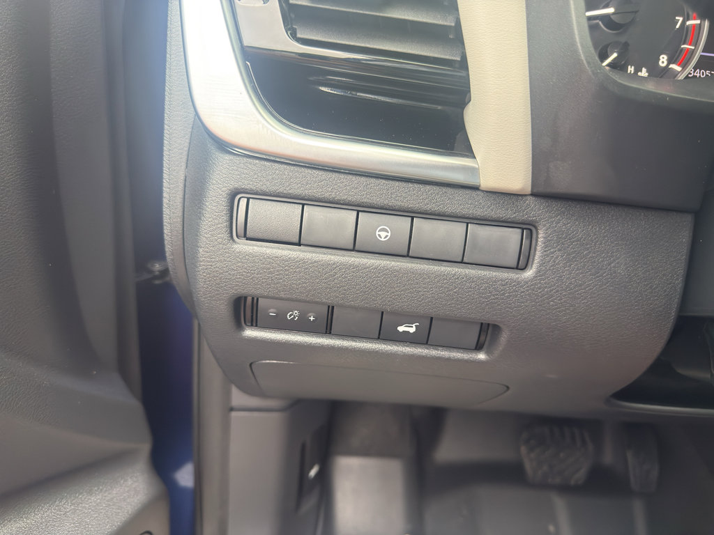 Used 2023 Nissan Rogue SL w/ SL Premium Package AWD/4WD image 19