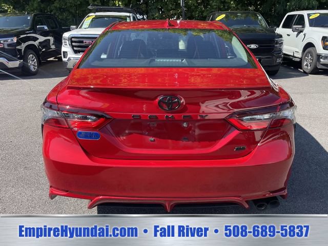 Used 2024 Toyota Camry SE FWD image 4