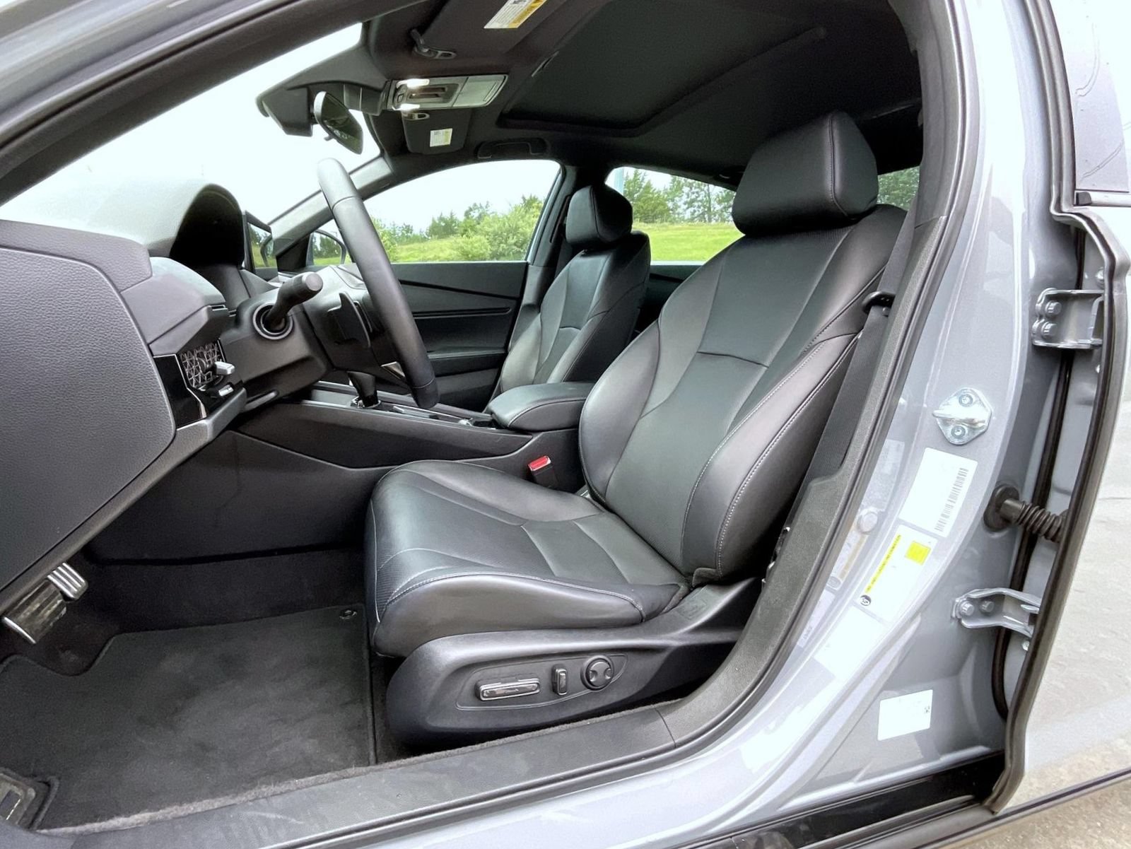 Used 2025 Honda Accord Sport image 10