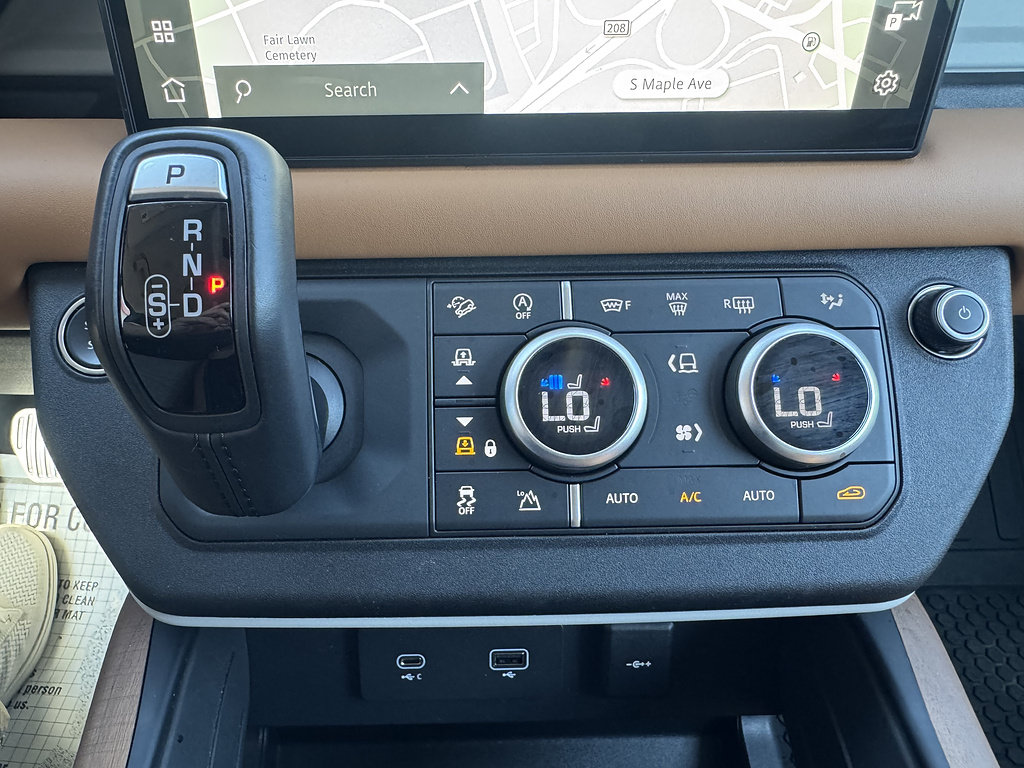 Used 2024 Land Rover Defender 130 S AWD/4WD image 22