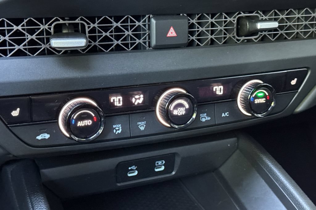 Certified 2025 Honda Accord SE image 19