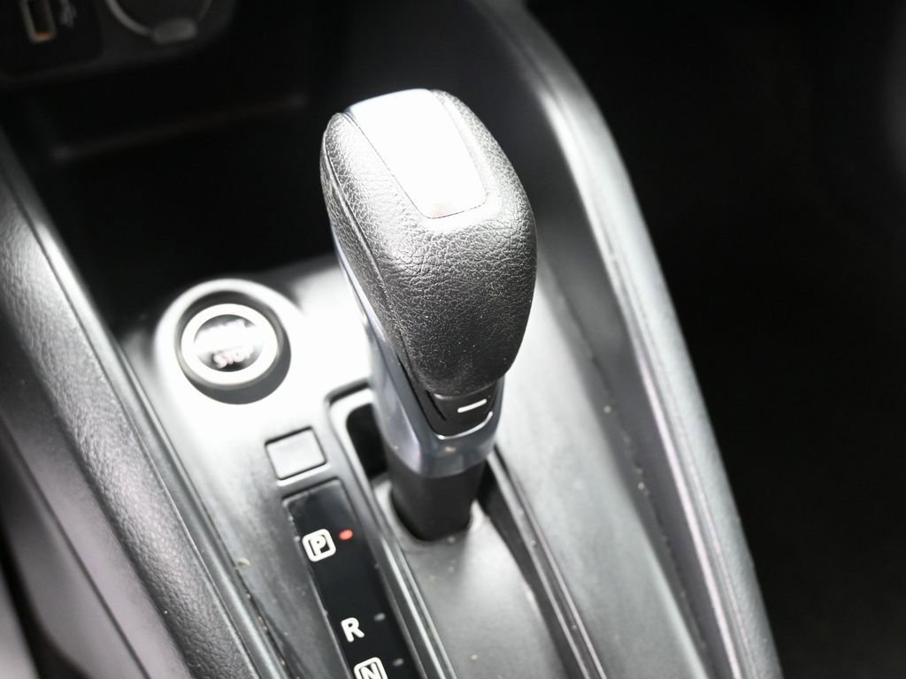 Used 2025 Nissan Kicks Play S image 26