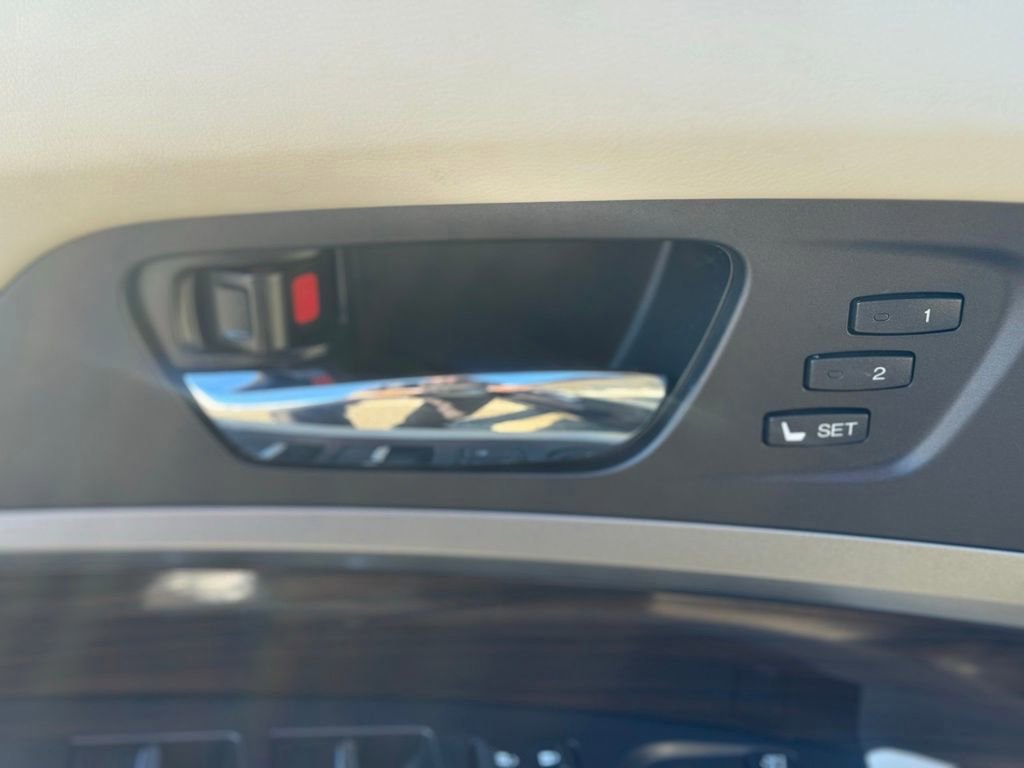 Used 2014 Acura RLX w/ Advance Package FWD image 24