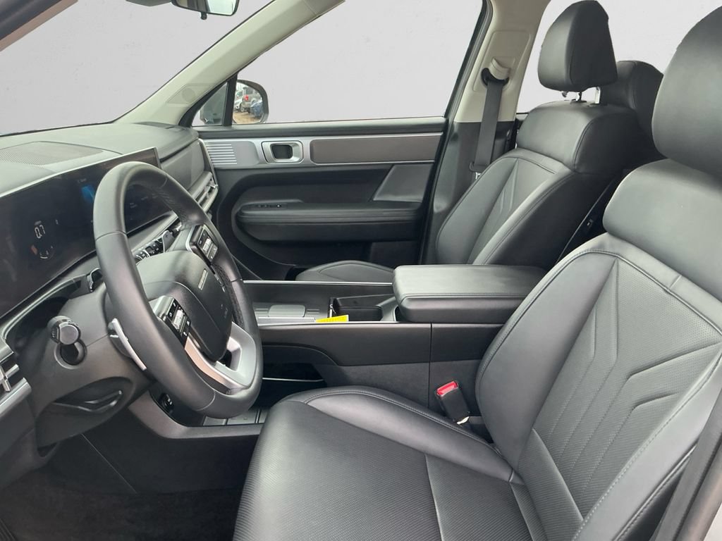 Used 2026 Hyundai Santa Fe SEL AWD/4WD image 9