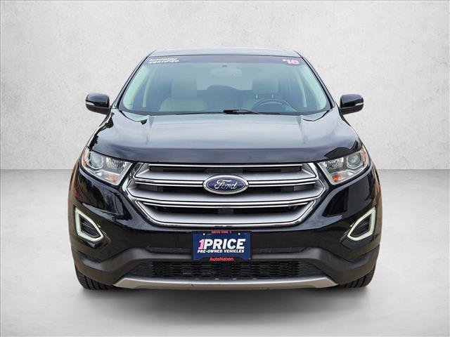 Used 2018 Ford Edge Titanium w/ Technology Package image 2
