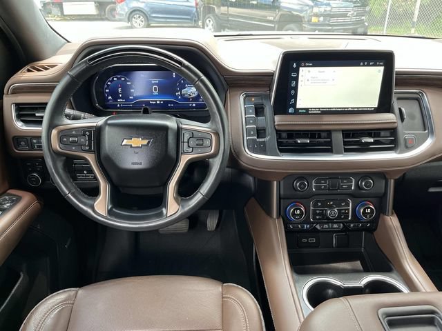 Used 2023 Chevrolet Suburban High Country w/ Advanced Technology Package AWD/4WD image 10