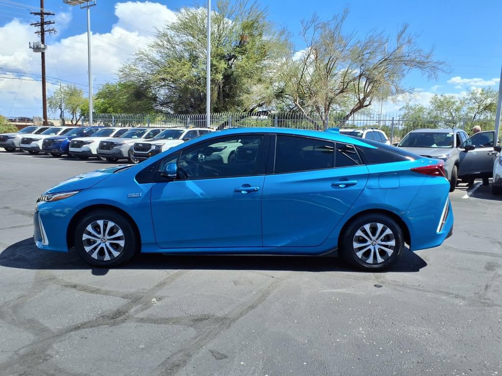 Used 2020 Toyota Prius Prime LE w/ Carpet Mat Package FWD image 13