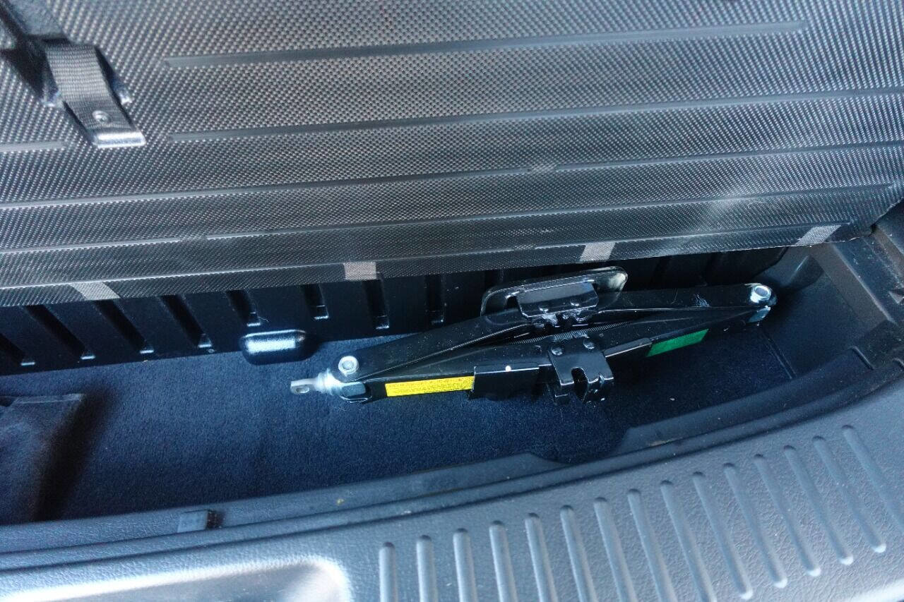 Used 2015 Kia Sorento LX image 21