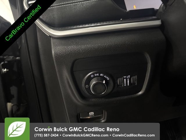 Used 2023 Jeep Grand Cherokee Altitude AWD/4WD image 16