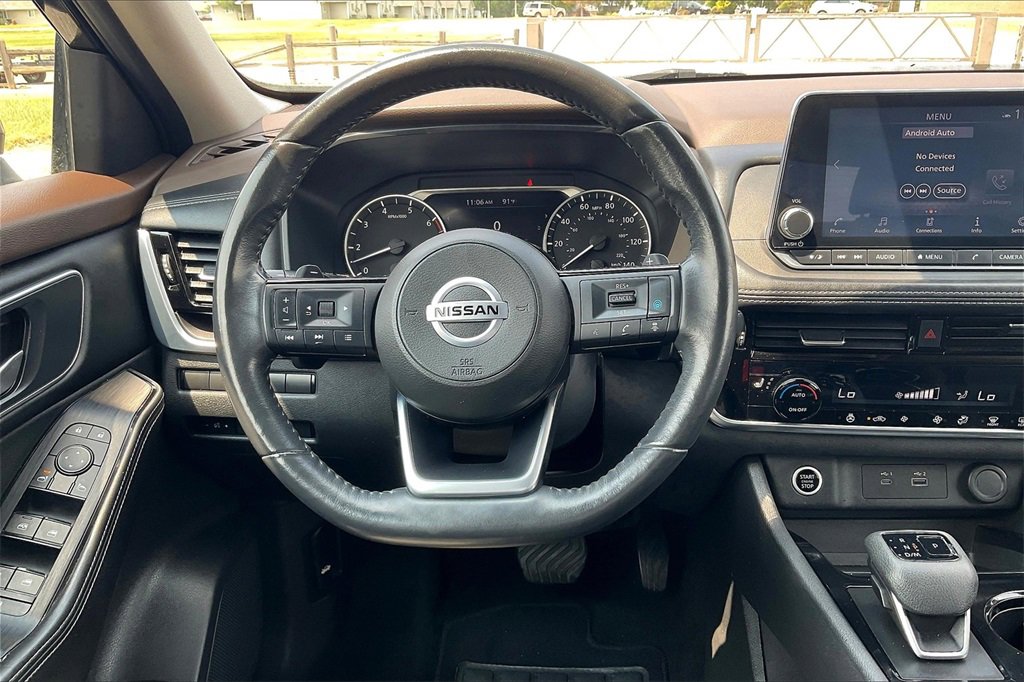 Used 2021 Nissan Rogue SV w/ Premium Package image 5