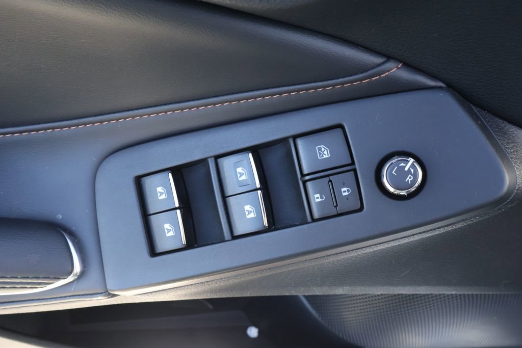 Used 2020 Toyota Avalon XSE w/ Carpet Mat Package FWD image 12