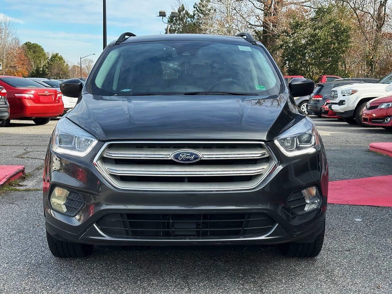 Used 2019 Ford Escape SEL image 9