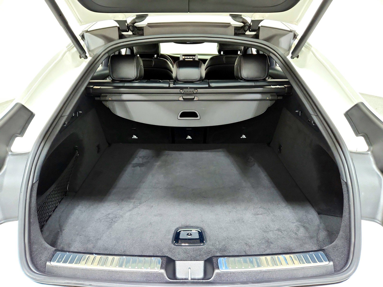 Used 2019 Mercedes-Benz GLC 300 GLC 300 image 26