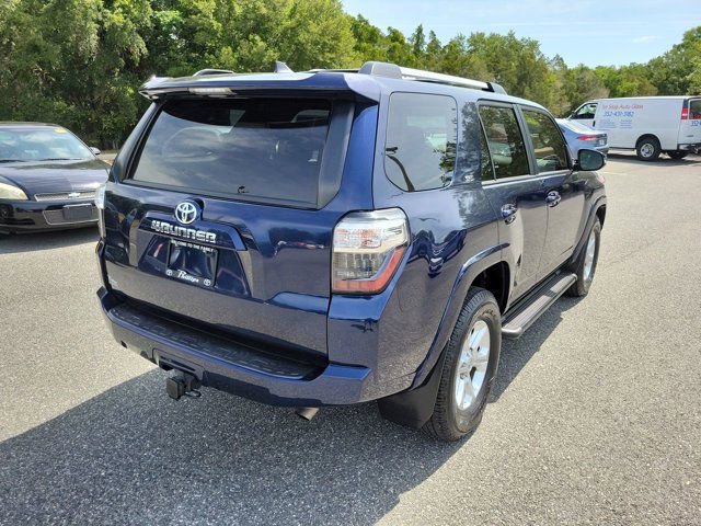 Used 2020 Toyota 4Runner SR5 Premium w/ Moonroof Package RWD image 10