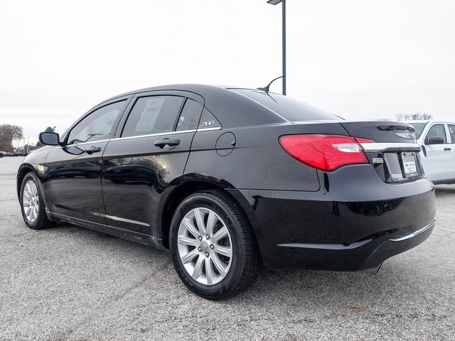 Used 2014 Chrysler 200 Touring image 14