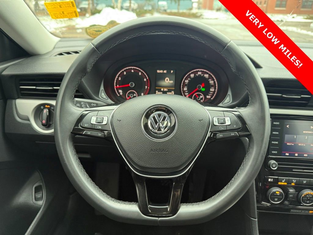 Used 2021 Volkswagen Passat 2.0T SE image 23