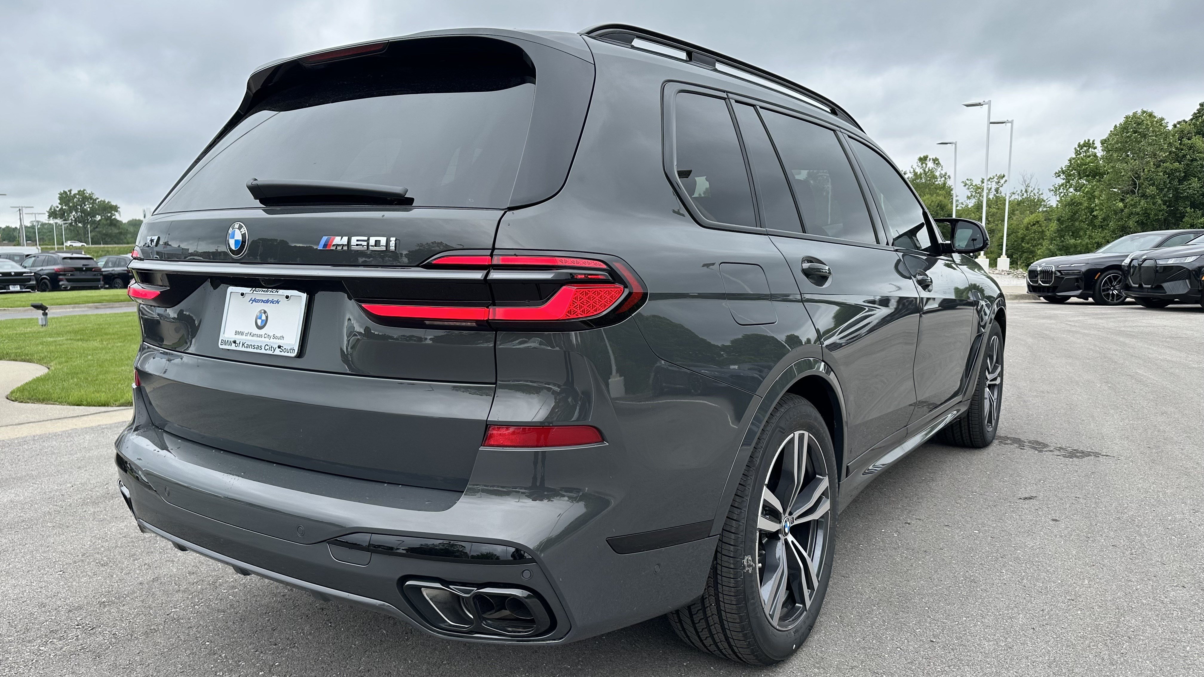 Used 2026 BMW X7 M60i AWD/4WD image 10