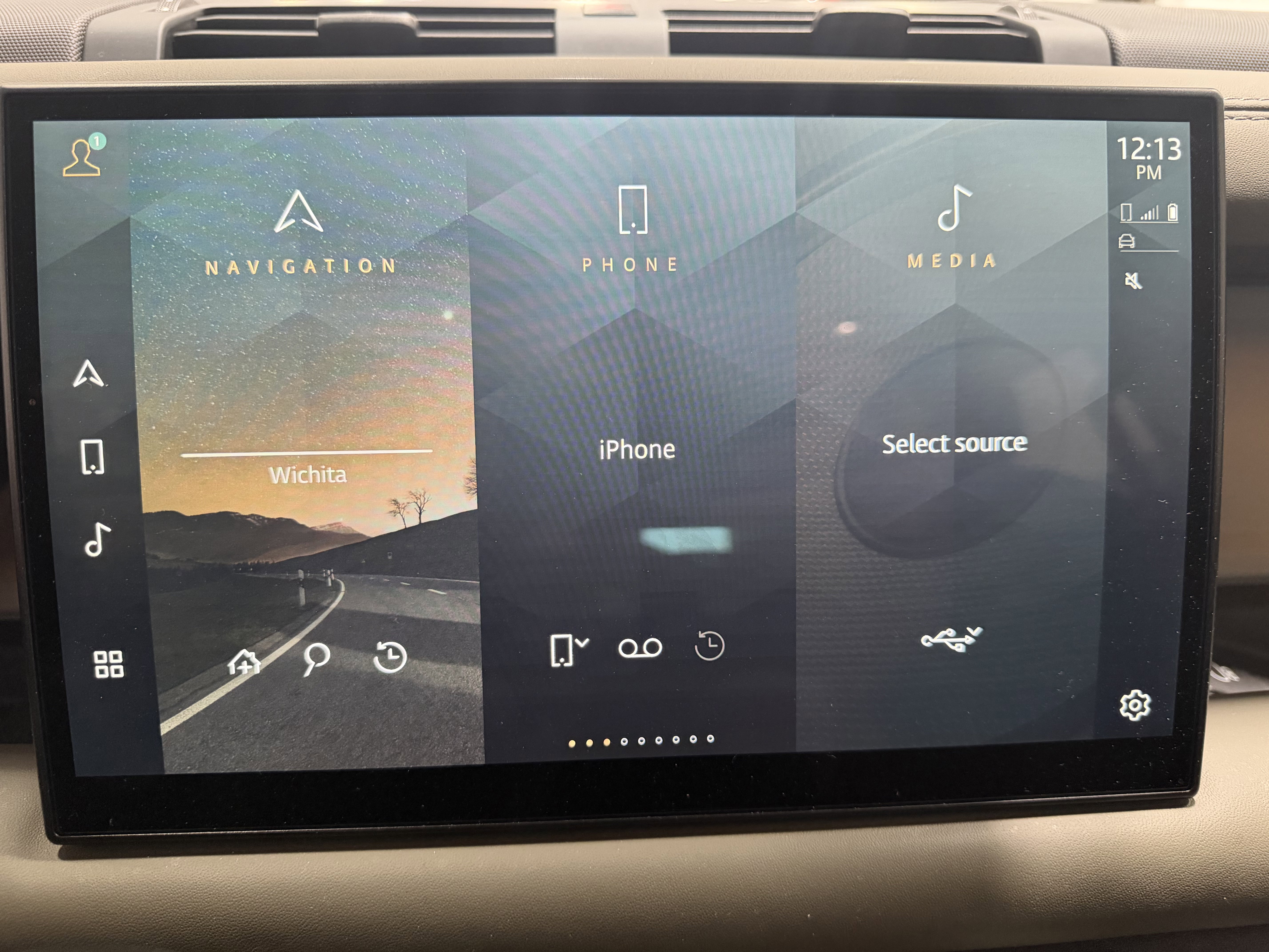 Used 2022 Land Rover Defender 110 X-Dynamic HSE AWD/4WD image 18