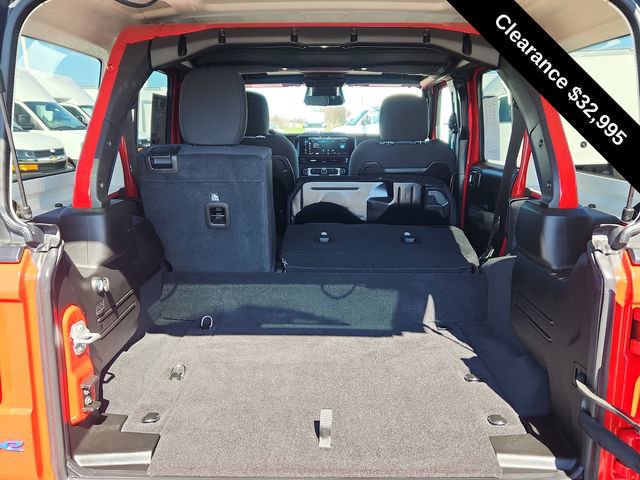 Used 2025 Jeep Wrangler Unlimited Rubicon 4xe AWD/4WD image 29