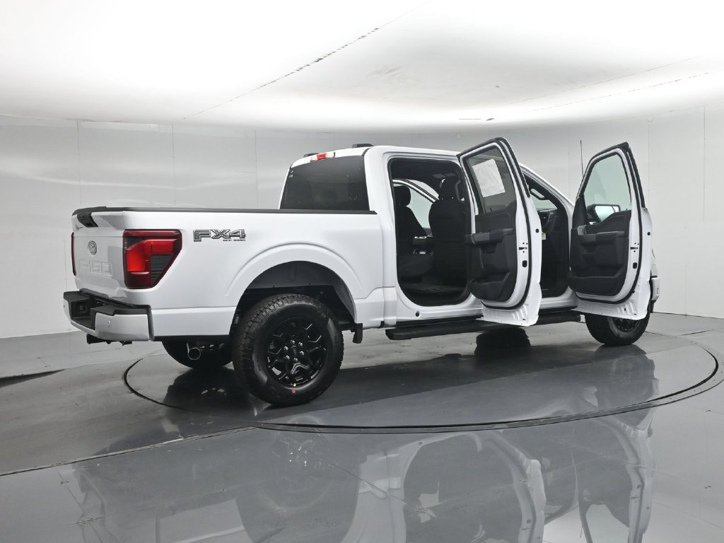 New 2026 Ford F150 XLT w/ FX4 Off-Road Package AWD/4WD image 5