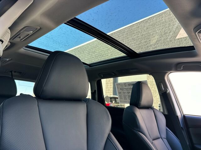 New 2025 Subaru Ascent Limited image 21