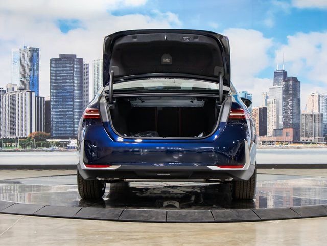 Used 2026 BMW 530i xDrive w/ Executive Package image 11