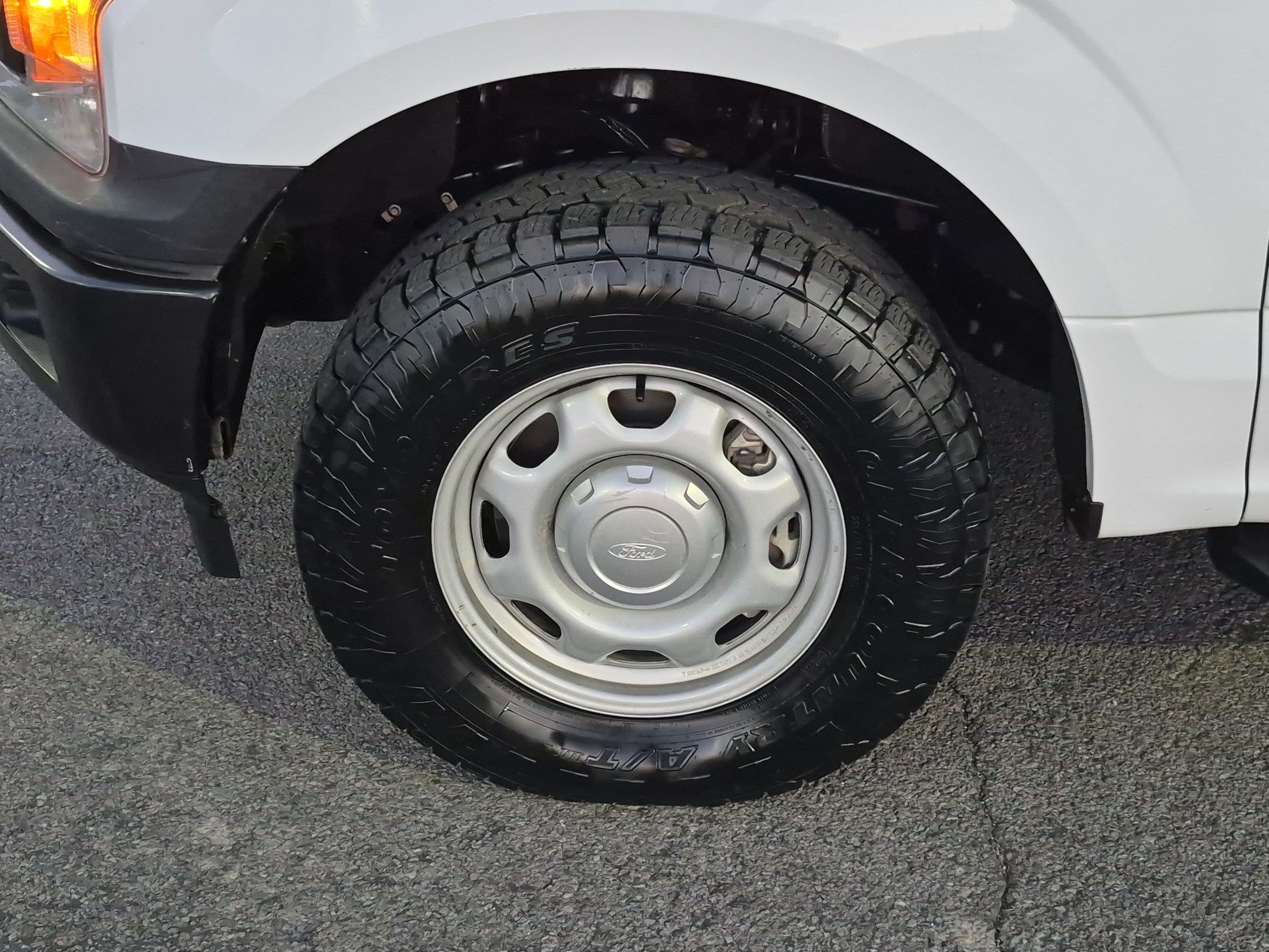 Used 2019 Ford F150 XL w/ Equipment Group 101A Mid AWD/4WD image 13