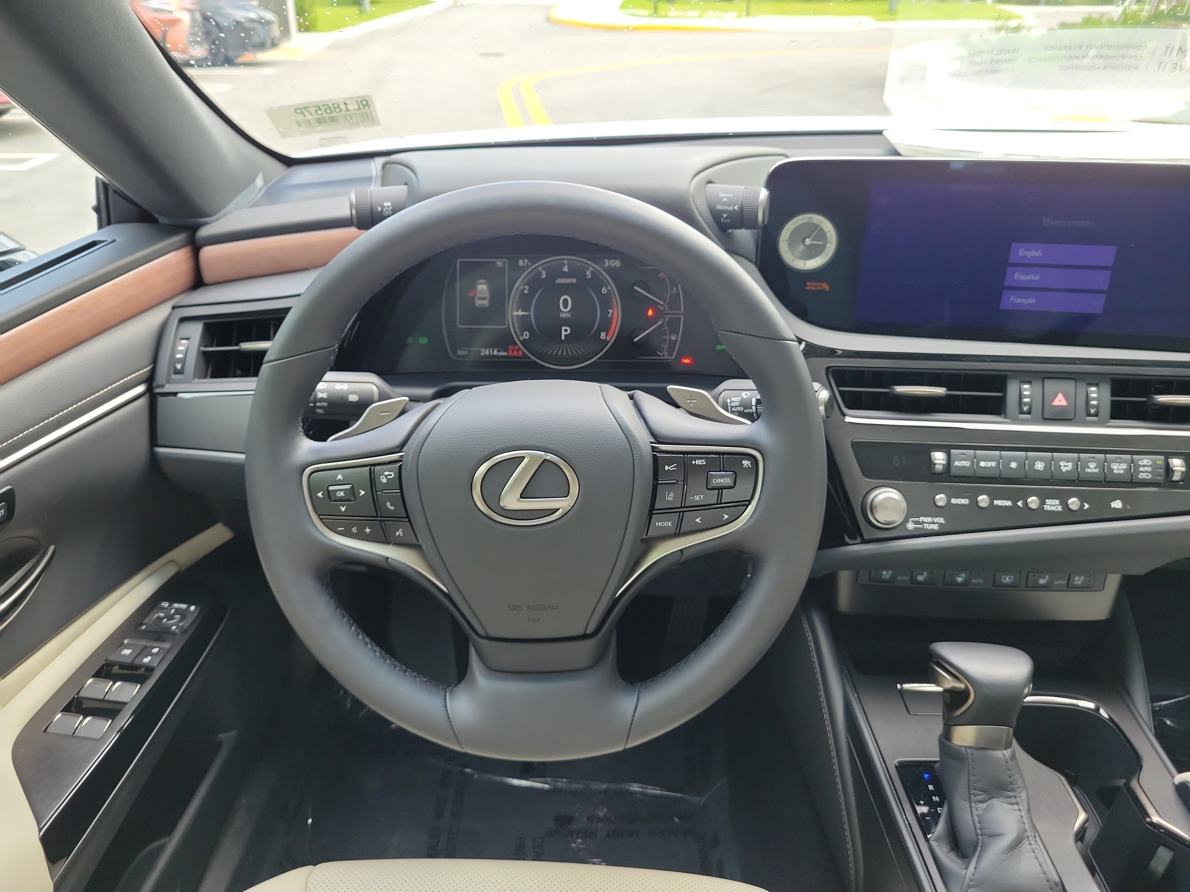 Used 2025 Lexus ES 350 w/ Premium Package FWD image 15