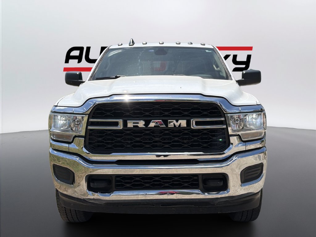 Used 2019 RAM 2500 Tradesman AWD/4WD image 2