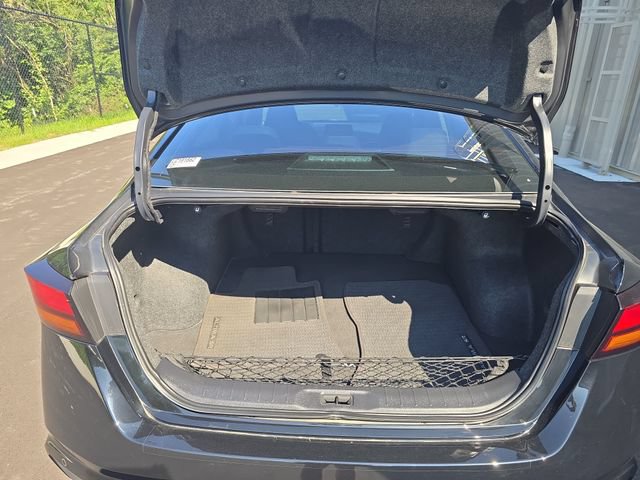 Used 2020 Nissan Altima 2.5 SR FWD image 9