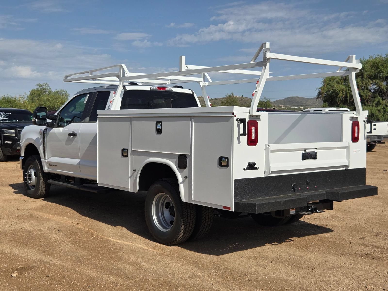 New 2026 Ford F350 XL w/ XL Chrome Package AWD/4WD image 8