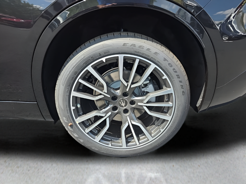 New 2025 Maserati Grecale Modena AWD/4WD image 15