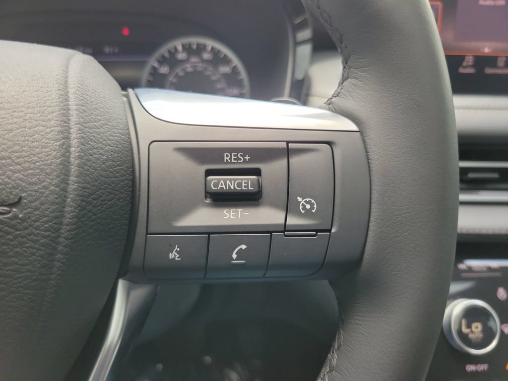 Used 2025 INFINITI QX60 Pure FWD image 26