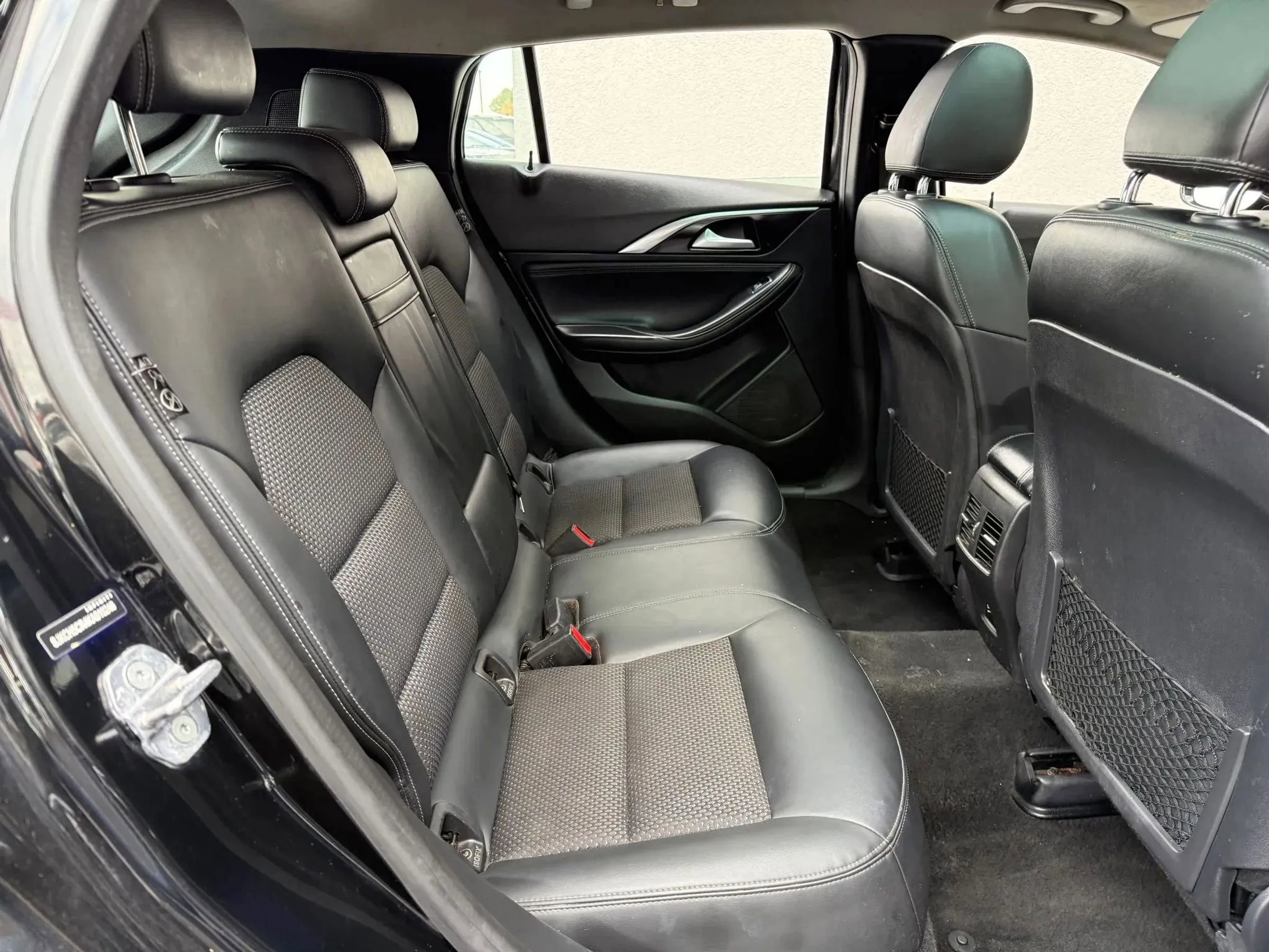 Used 2019 INFINITI QX30 AWD image 18