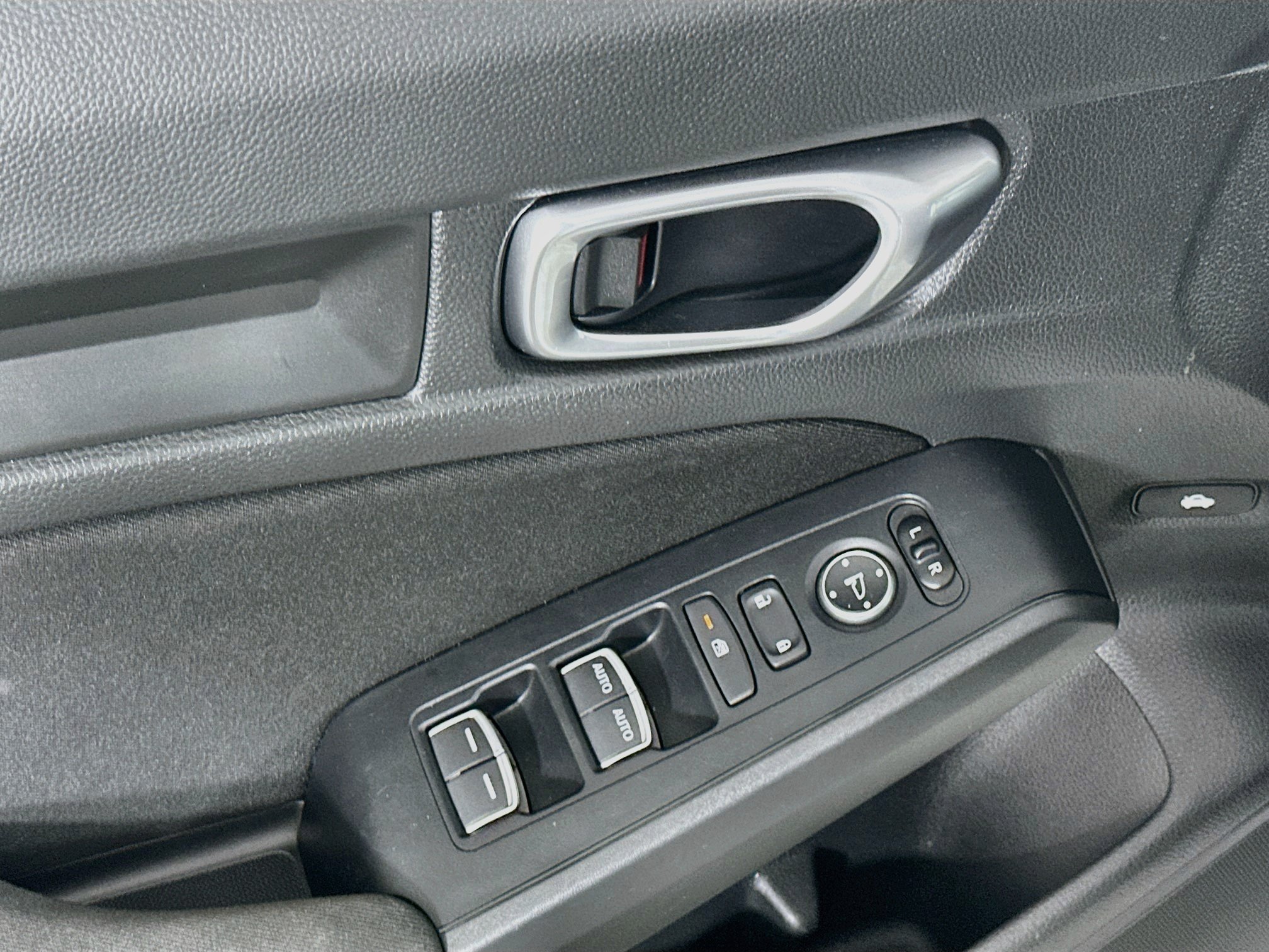 Used 2023 Honda Civic Sport image 15