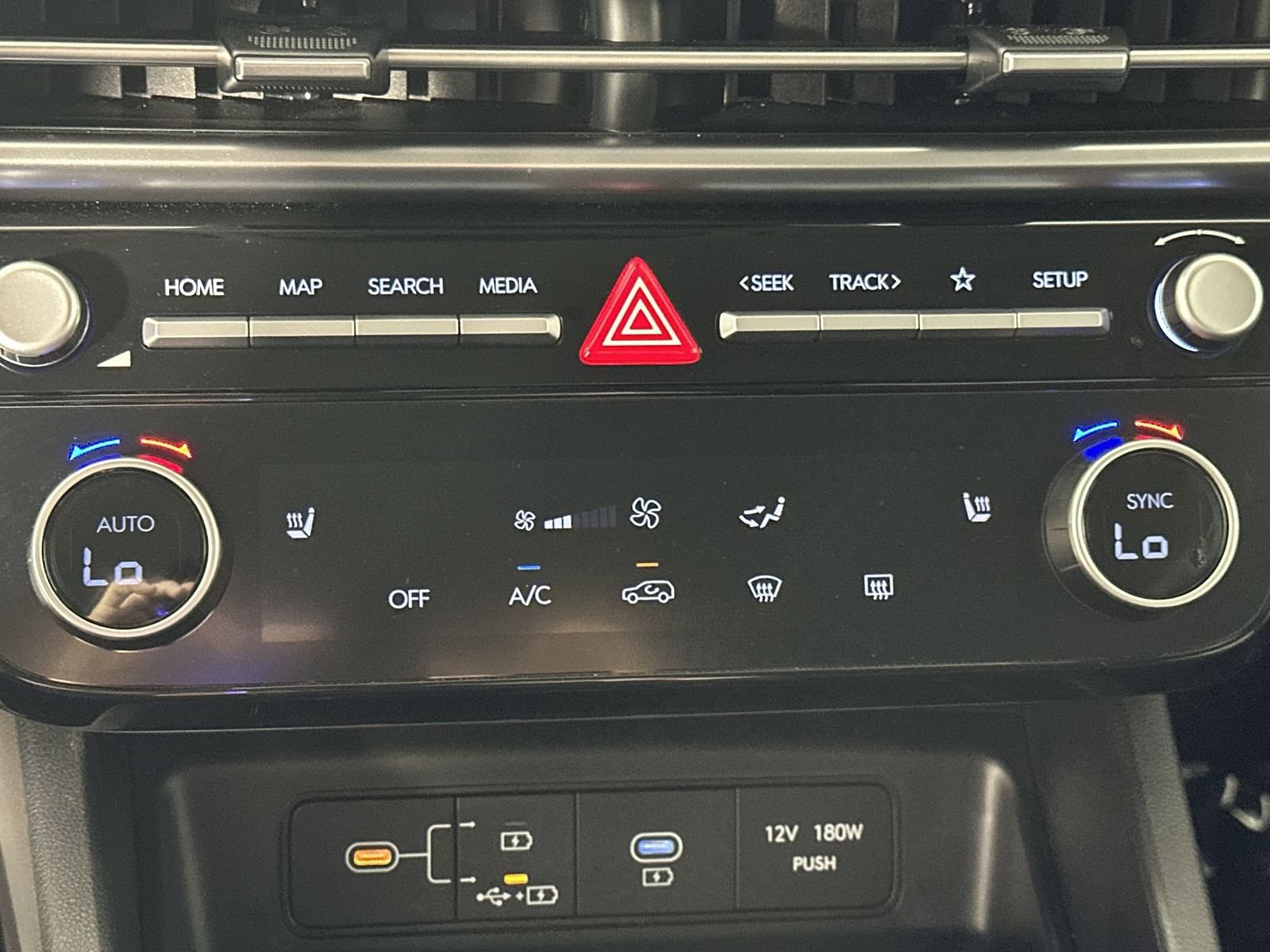 Used 2026 Hyundai Tucson SEL FWD image 19