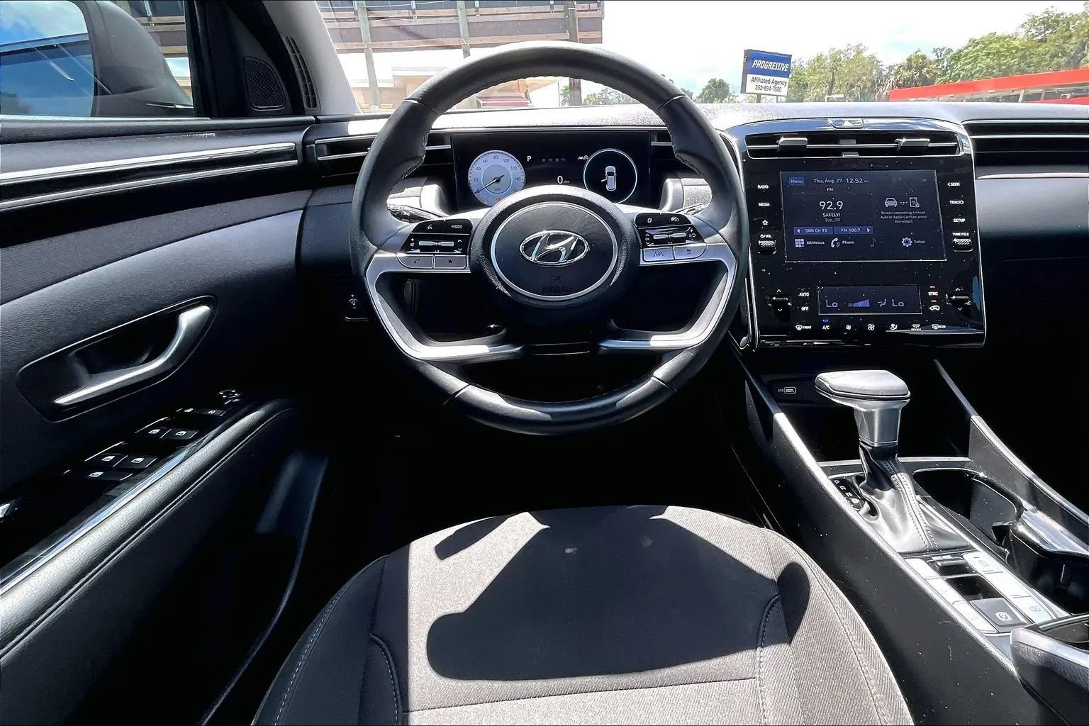 Used 2022 Hyundai Tucson SEL w/ Convenience Package FWD image 5