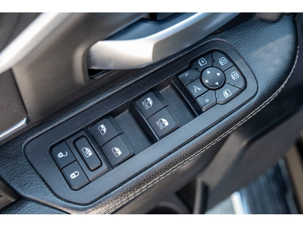 Used 2025 RAM 2500 Big Horn AWD/4WD image 14