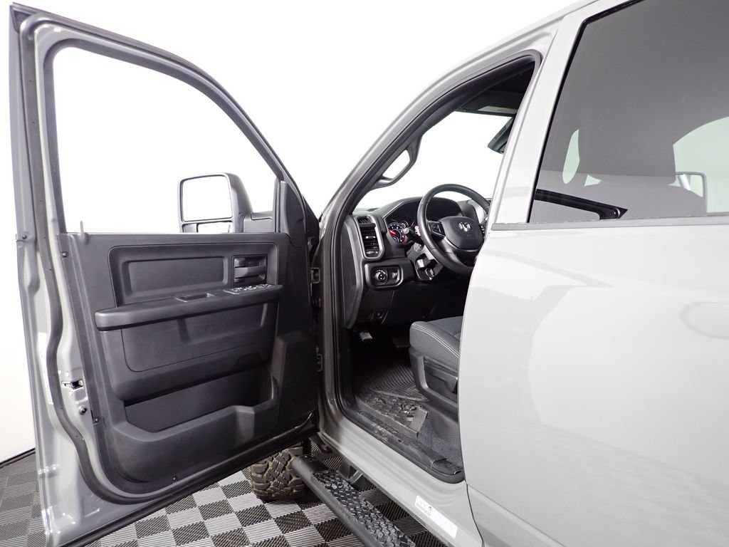 New 2026 RAM 2500 Warlock AWD/4WD image 16