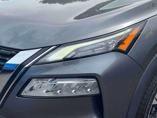 Used 2023 Nissan Rogue SV FWD image 14