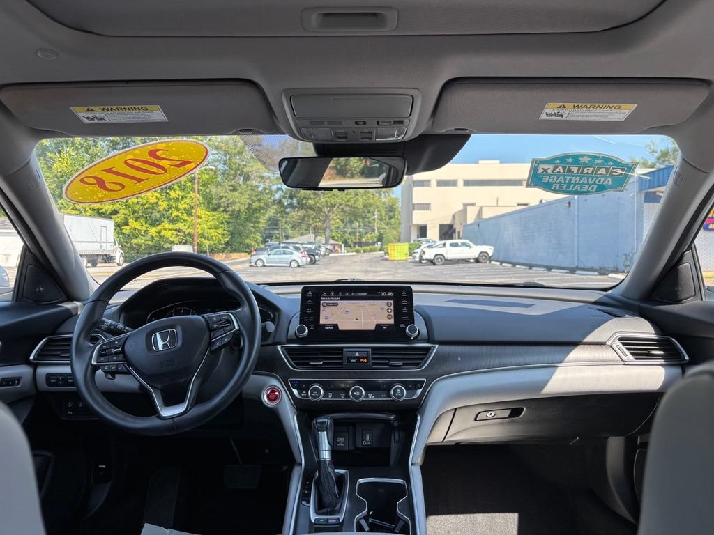 Used 2018 Honda Accord Touring image 16