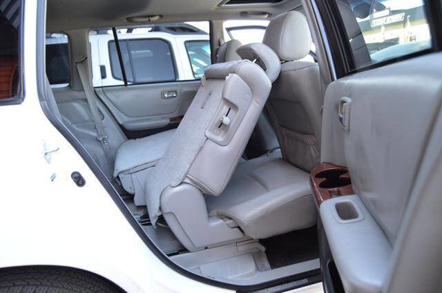 Used 2004 Toyota Highlander Limited image 14