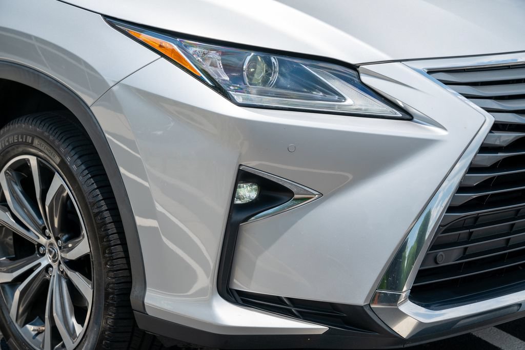 Used 2019 Lexus RX 350L FWD w/ Premium Package image 8