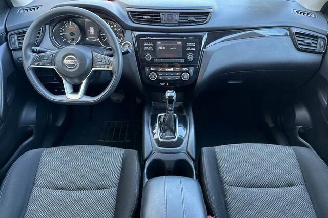 Used 2017 Nissan Rogue Sport SV image 13