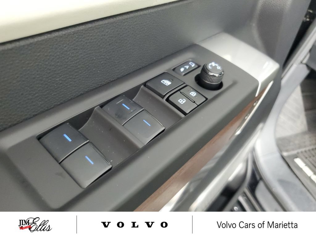 Used 2023 Toyota Sequoia Capstone AWD/4WD image 21